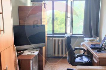Apartament 3 camere – Zonă ultracentrală, Splai Bahlui anunturi imobiliare Iasi