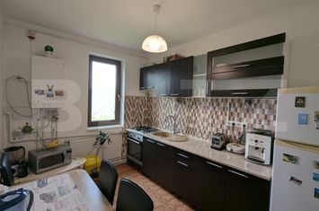 Apartament 3 camere de vanzare CLUJ-NAPOCA - Cluj anunturi imobiliare Cluj