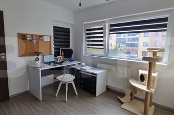 Apartament 3 camere de vanzare FLORESTI - Cluj anunturi imobiliare Cluj