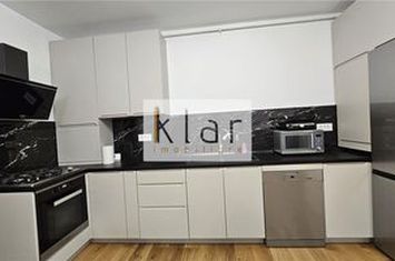 Apartament 3 camere de vanzare PLOPILOR - Cluj anunturi imobiliare Cluj