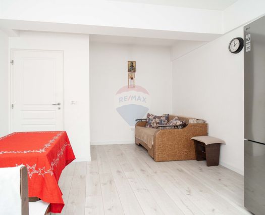 Apartament 3 camere Valea Adanca, 62 mp