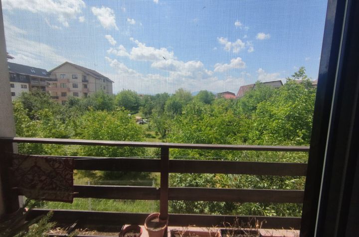 Apartament 2 camere de vanzare TRACTORU - Brasov anunturi imobiliare Brasov