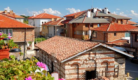 Cu 10% mai multe tranzacţii în 2010 pe piaţa imobiliară din Bulgaria