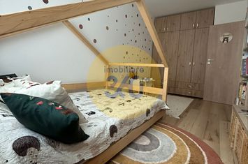 Apartament 3 camere de vanzare FLORESTI - Cluj anunturi imobiliare Cluj