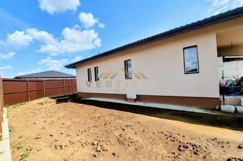 Casă - 4 camere de vanzare COMUNA BERCENI - Bucuresti anunturi imobiliare Bucuresti