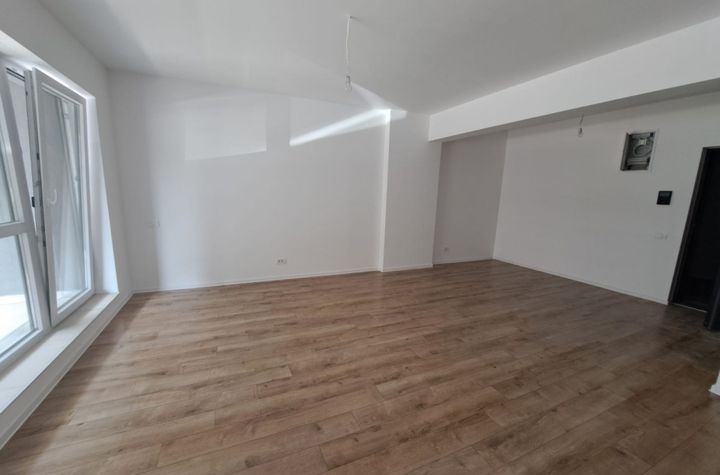 Garsonieră de vanzare BRASOV - Brasov anunturi imobiliare Brasov