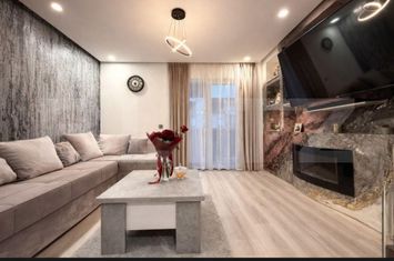 Apartament 3 camere de vanzare FLORESTI - Cluj anunturi imobiliare Cluj