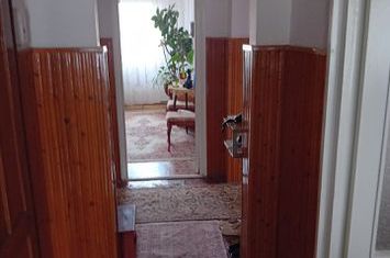 Apartament 4 camere, etaj intermediar, zona Manastur- Bucium anunturi imobiliare Cluj