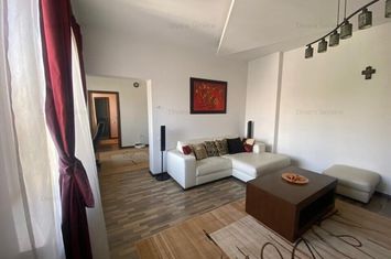 Vanzare apartament 4 camere etaj 1 plus garsoniera parter in vila zona Plevnei anunturi imobiliare Bucuresti