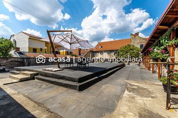 De închiriat spațiu ultracentral, ideal pentru multiple activități anunturi imobiliare Arad