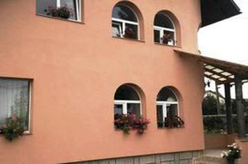 Vilă - 4 camere de inchiriat NORD-EST - Brasov anunturi imobiliare Brasov