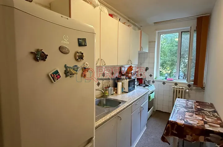 Str. Stupilor - apartament 2 camere anunturi imobiliare Bucuresti