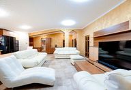 179.000 €, Casă