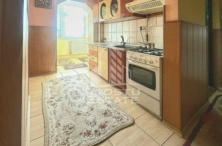 Apartament 2 camere  Bulevardul Dacia anunturi imobiliare Hunedoara