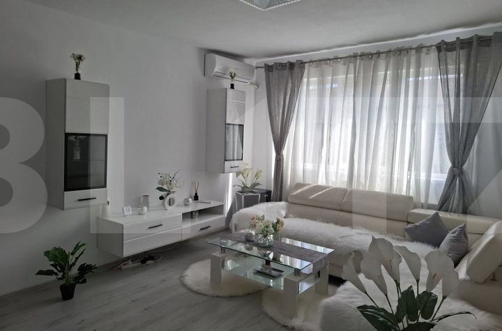 Apartament 3 camere de vanzare SPITALUL JUDETEAN - Timis anunturi imobiliare Timis