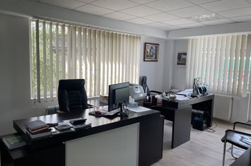 Berceni intersectie Centura Bucuresti cu DJ401 Imobil birouri D+P+1+M cu showroom anunturi imobiliare Bucuresti