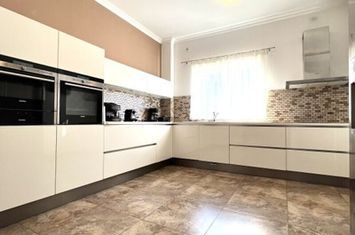 Vilă - 6 camere de inchiriat PIPERA - Bucuresti anunturi imobiliare Bucuresti