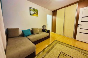 Apartament 3 camere, etaj 1, Aleea Ciucas, Manastur anunturi imobiliare Cluj