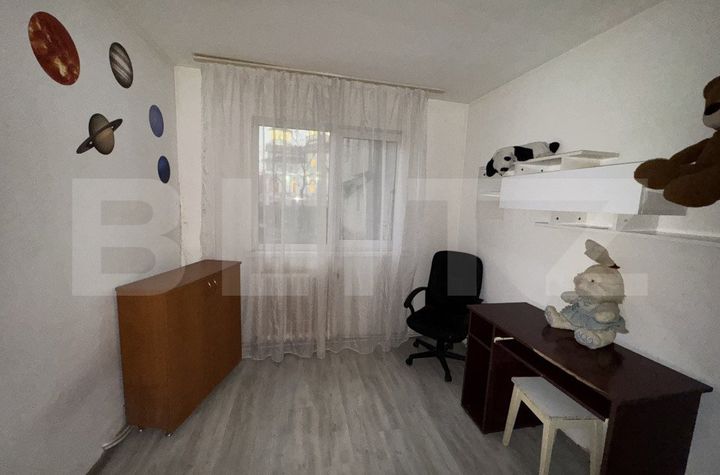 Apartament 3 camere de vanzare DACIA - Hunedoara anunturi imobiliare Hunedoara