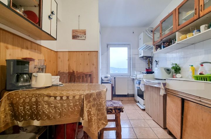 Apartament 3 camere de vanzare CLUJ-NAPOCA - Cluj anunturi imobiliare Cluj