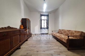 Apartament 4 camere, 128 mp utili, zona Centrala.  COMISION 0 anunturi imobiliare Arad