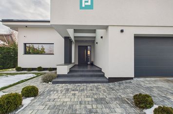 Casă individuală pe parter – Moșnița anunturi imobiliare Timis