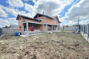 Vilă - 6 camere de vanzare VALU LUI TRAIAN - Constanta anunturi imobiliare Constanta