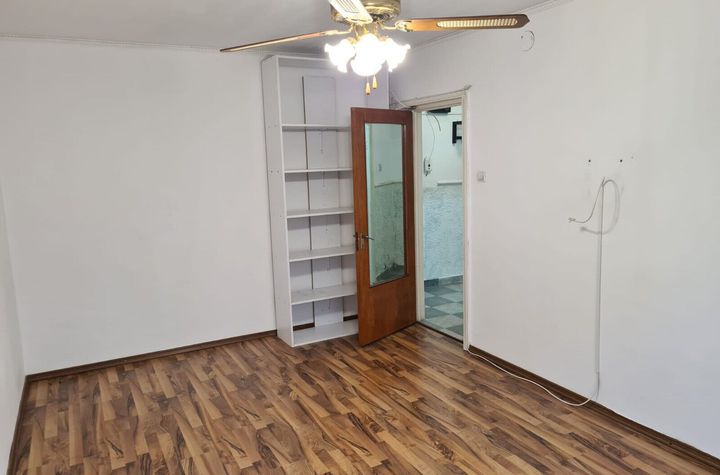 Apartament Decomandat 3 Camere Zona Titan anunturi imobiliare Bucuresti