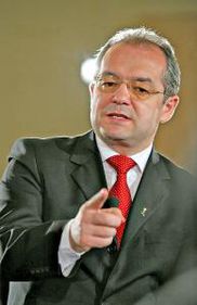 Băncile pun condiţii pentru ''Prima casă''