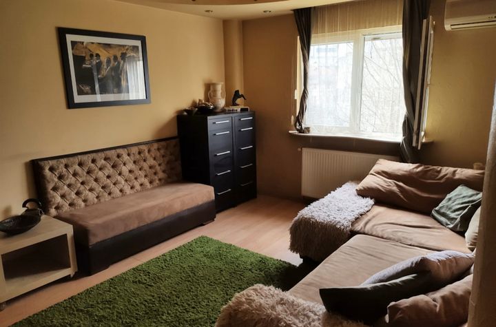 Apartament 4 camere de vanzare DECEBAL - Bucuresti anunturi imobiliare Bucuresti