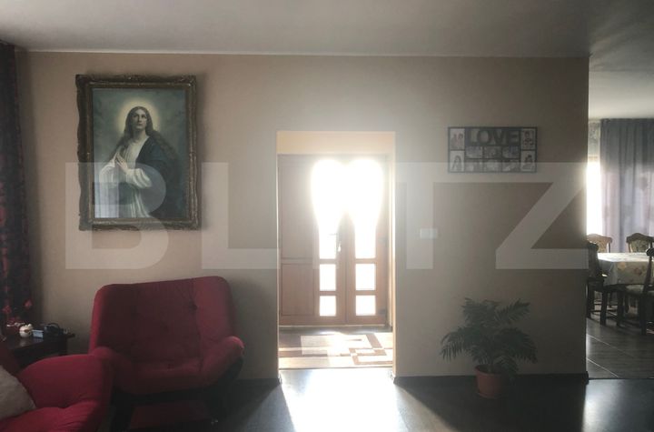 Vilă - 4 camere de vanzare PAULESTI - Satu Mare anunturi imobiliare Satu Mare