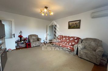 Apartament  cu 2 camere, semidecomandat, etaj intermediar, Dambovita anunturi imobiliare Timis