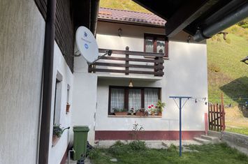 Casă - 7 camere de vanzare MOIECIU - Brasov anunturi imobiliare Brasov