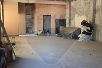 Casă / Vilă cu 5 camere de vânzare în zona Central anunturi imobiliare Vaslui