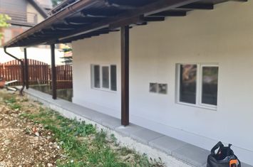 Vilă de vânzare în Bușteni - zona Zamora anunturi imobiliare Prahova