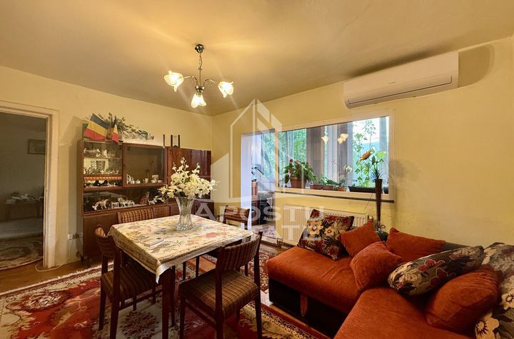 Apartament 3 camere, 2 bai, etaj intermediar, Complexul Studentesc anunturi imobiliare Timis