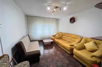 Apartament 4 camere de vanzare CENTRAL - Vrancea anunturi imobiliare Vrancea