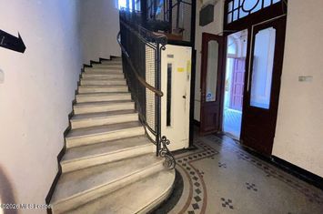 B-dul Carol I nr. 59, 188 mpu, etaj 3, 6 camere, bloc mic anunturi imobiliare Bucuresti