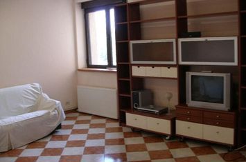 Inchiriere apartament patru camere Cotroceni Medicina metrou Eroilor anunturi imobiliare Bucuresti