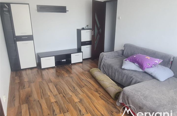 Apartament 2 camere de vanzare CENTRU - Prahova anunturi imobiliare Prahova