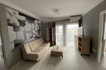 Apartament 3 camere de vanzare CLUJ-NAPOCA - Cluj anunturi imobiliare Cluj