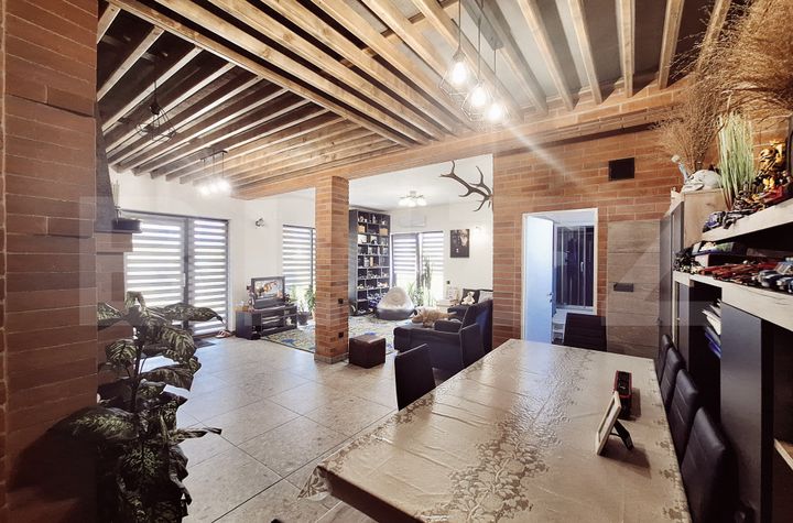 Vilă - 5 camere de vanzare BACIU - Cluj anunturi imobiliare Cluj