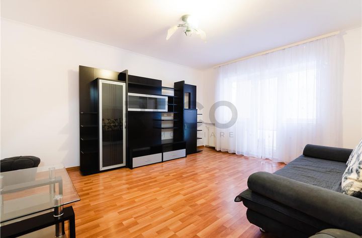 Apartament 3 camere de vanzare ROGERIUS - Bihor anunturi imobiliare Bihor