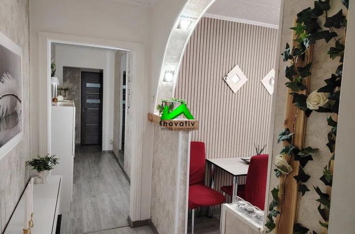 Apartament 3 camere de vanzare CENTRAL - Sibiu anunturi imobiliare Sibiu