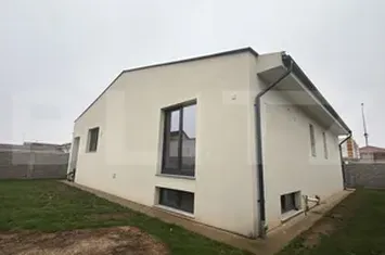 Casă - 4 camere de vanzare NUFARUL - Bihor anunturi imobiliare Bihor