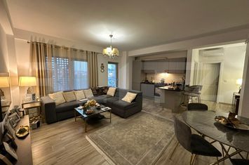 Apartament 3 camere de vanzare GEORGE ENESCU - Dolj anunturi imobiliare Dolj