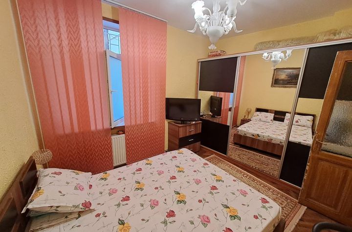 Apartament 2 camere de vanzare BANU MANTA - Bucuresti anunturi imobiliare Bucuresti