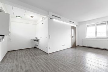Apartament 2 camere de vanzare PARNEAVA - Arad anunturi imobiliare Arad