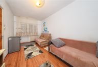 310 €, Garsonieră