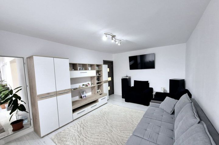Apartament 3 camere de vanzare IASI - Iasi anunturi imobiliare Iasi